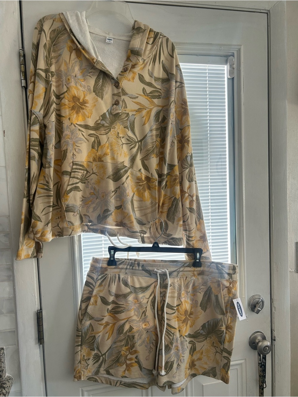 Old Navy Beige Floral Hooded Pajama Set with Yellow and Green Print